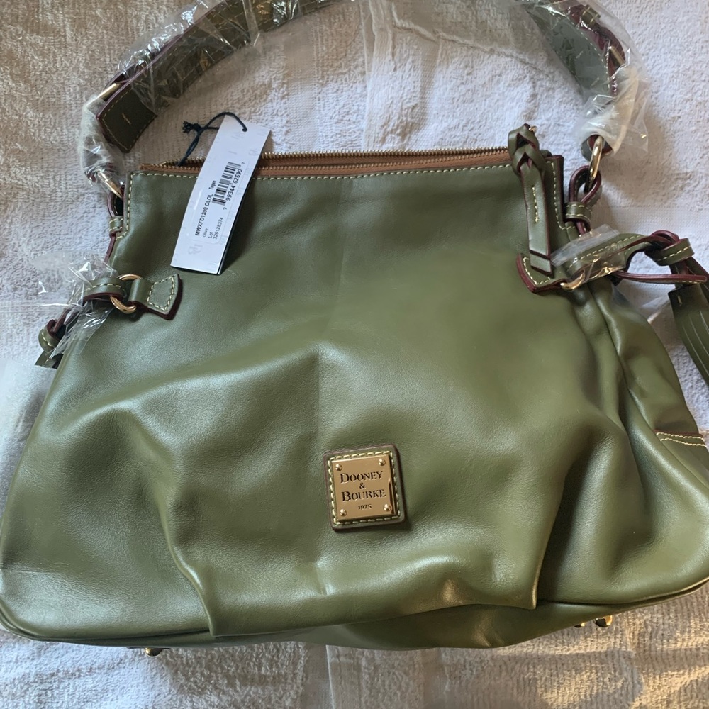 Dooney and Bourke leather Tegan bag in olive